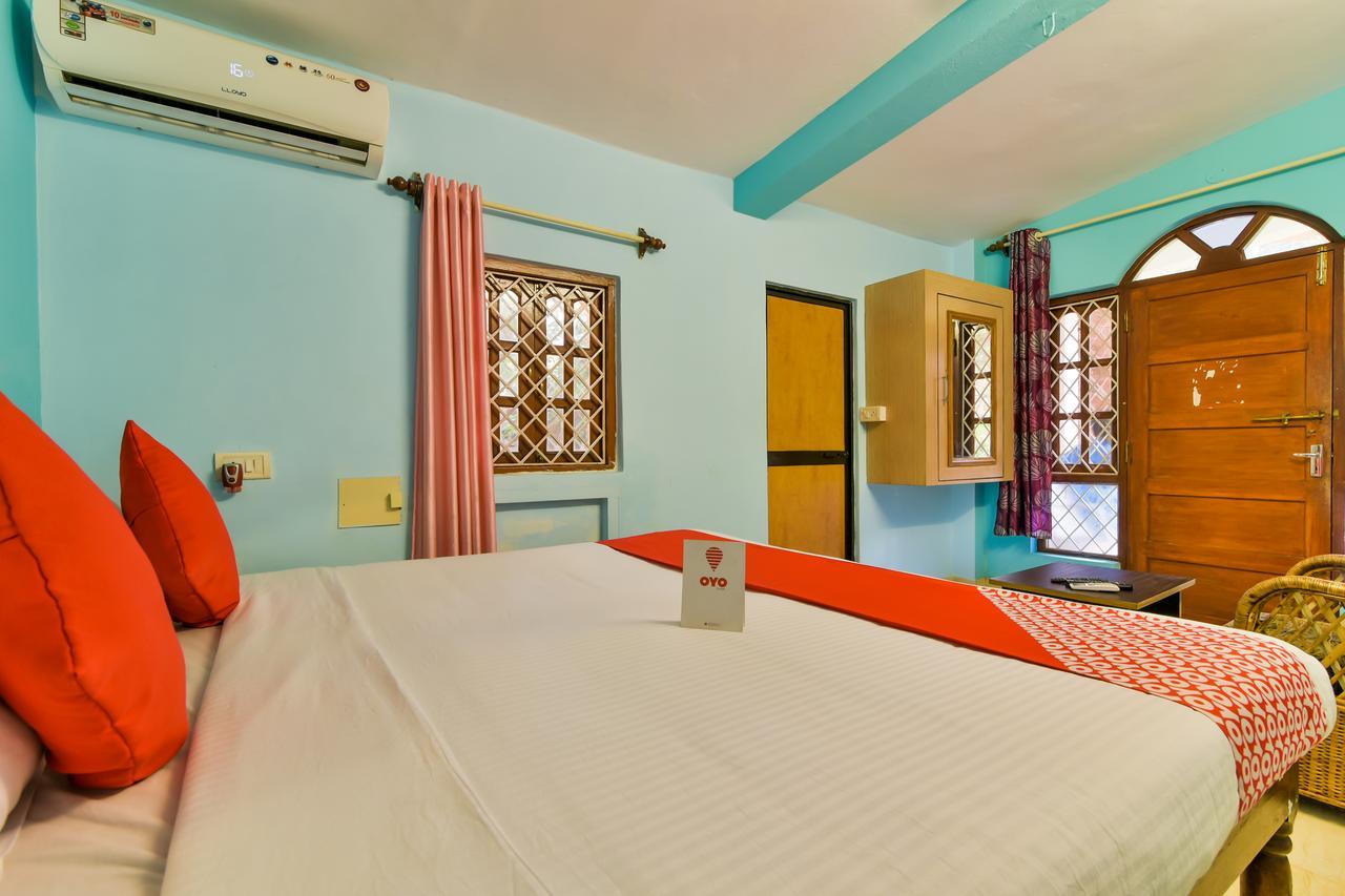 Oyo 2440 Palm Grove Hotell Vagator Eksteriør bilde